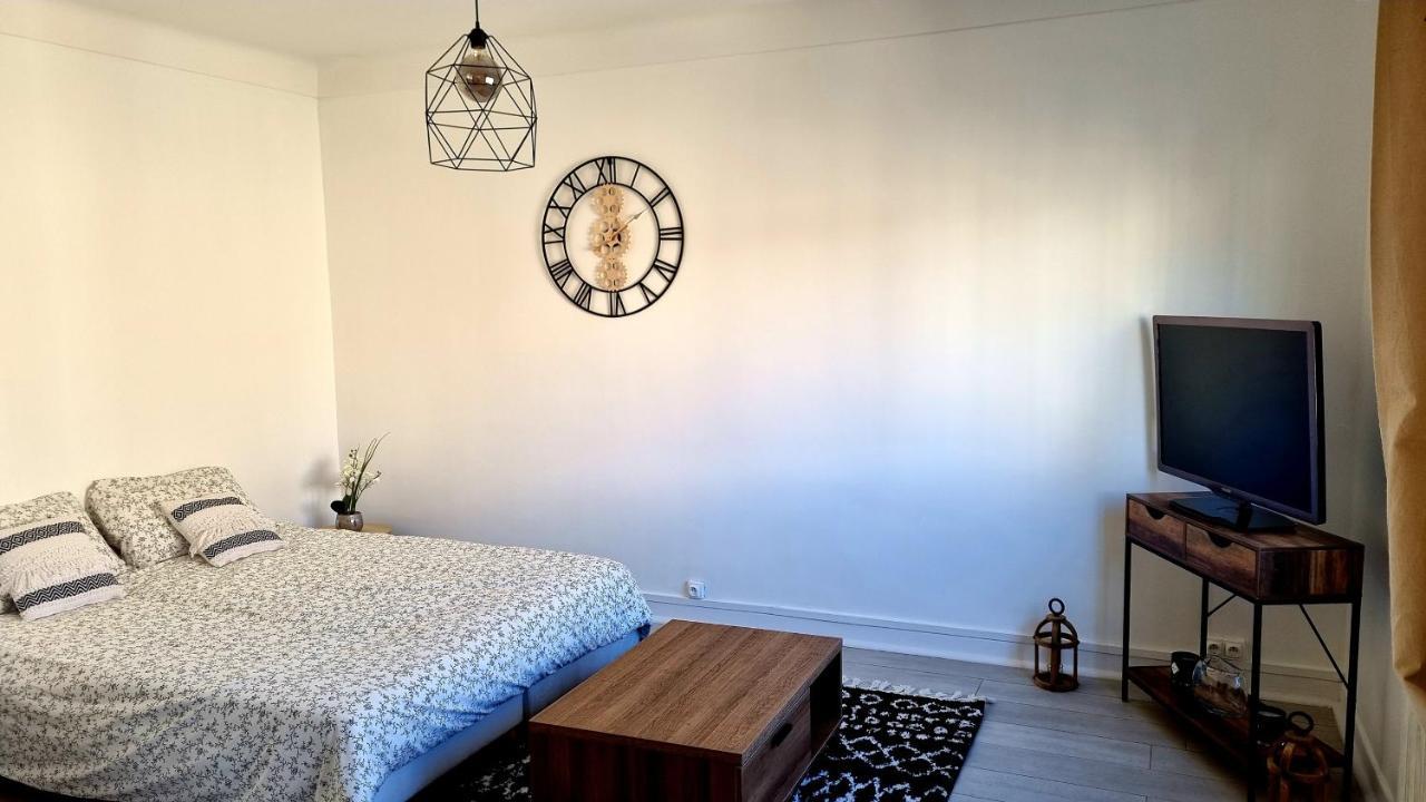 Studio En Plein Centre Ville De คานส์ ภายนอก รูปภาพ